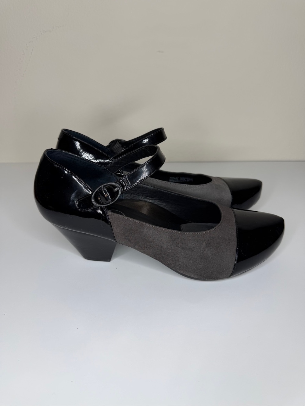 Dansko Shoes Maryjanes Pumps Heels Women Size 39 US 8 Black Gray